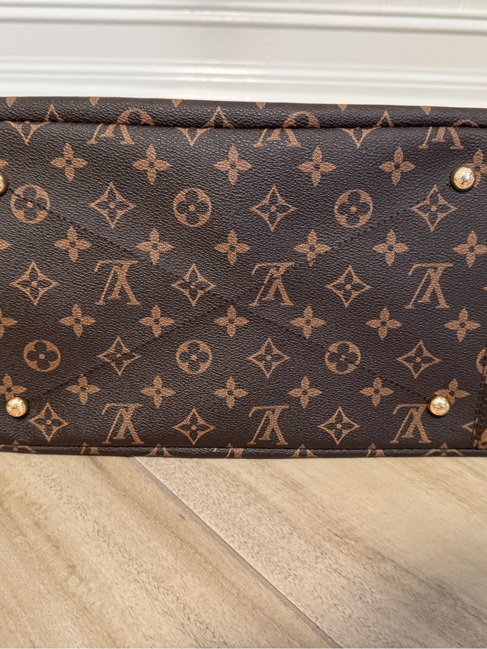 *NWOT* Designer Inspired Brown Monogram Shoulder Bag - Picture 9 of 11